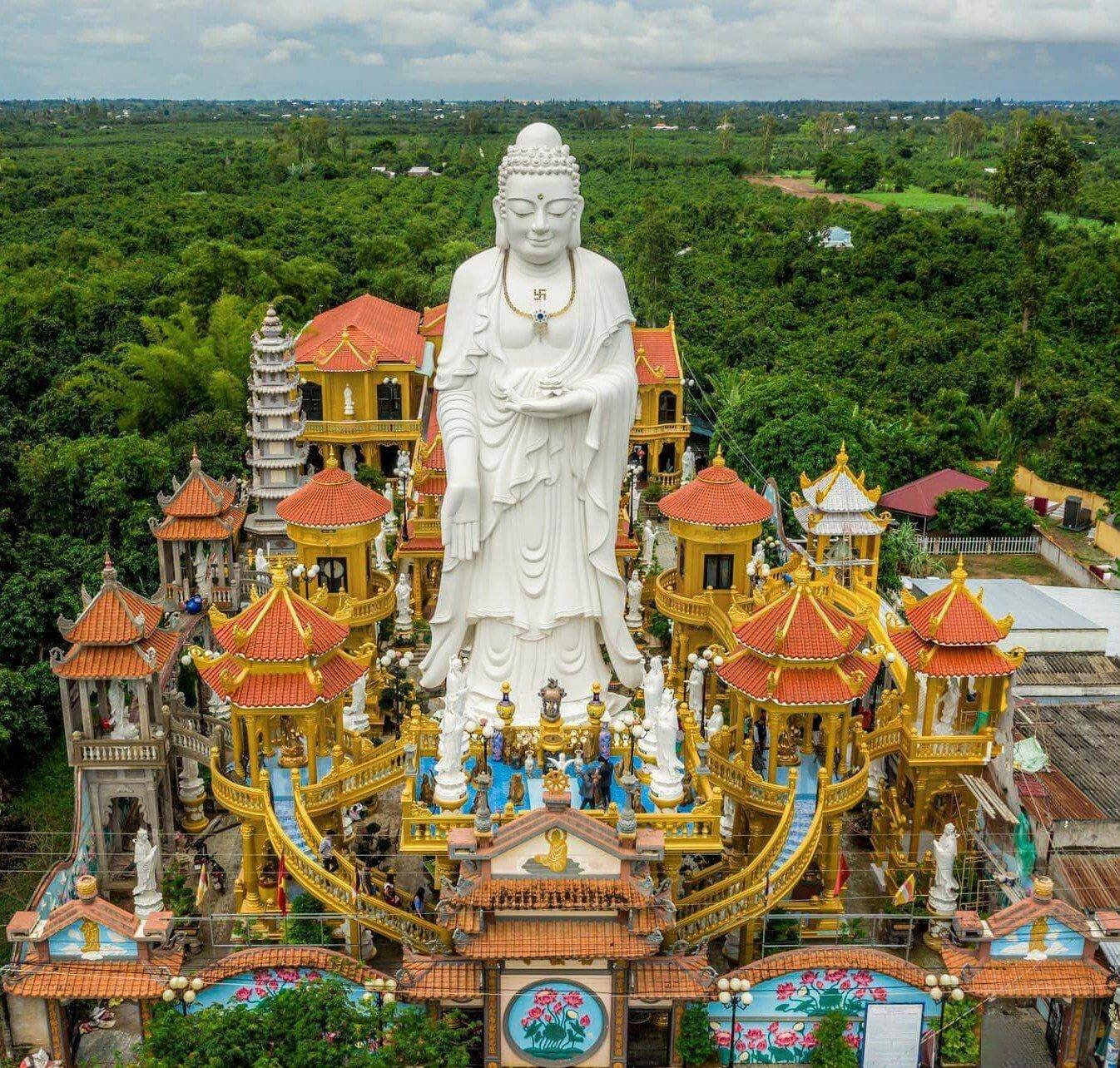 Chiêm ngưỡng " Bức tượng Phật A Di Đà 39m " cao nhất miền Tây