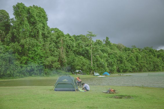cắm trại gần sài gòn ven hồ (Copy)