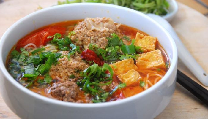 bún riêu cô vân