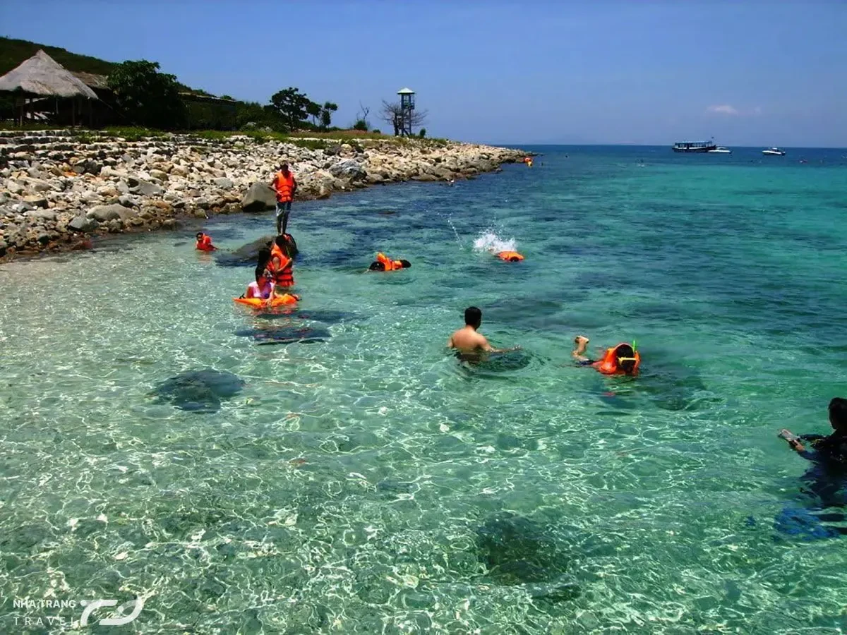 cac-diem-du-lich-nha-trang-11