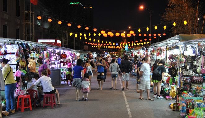 Khám phá chợ đêm Dinh Cậu Phú Quốc
