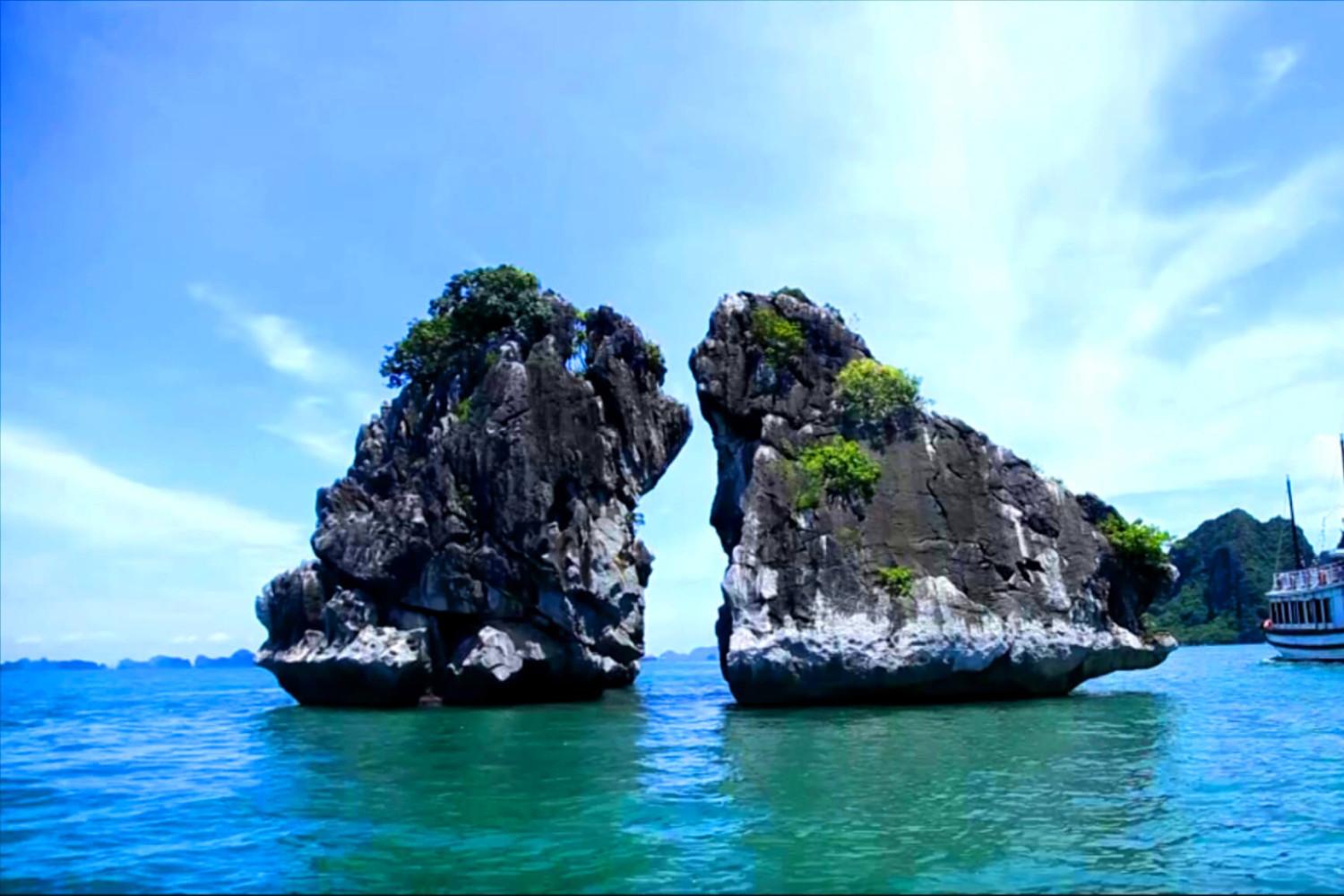 tham-quan-vinh-ha-long-3