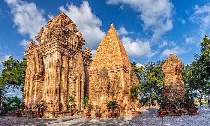 Khám phá Tháp bà Ponagar Nha Trang - di sản văn hóa Chăm Pa nổi tiếng tại Khánh Hòa