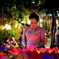 Những lưu ý khi tham gia thả đèn hoa đăng mừng lễ Vu Lan tại Sài Gòn