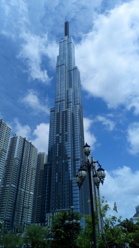 Gợi ý tất tần tật những điểm ăn chơi tại Landmark 81 Sài Gòn